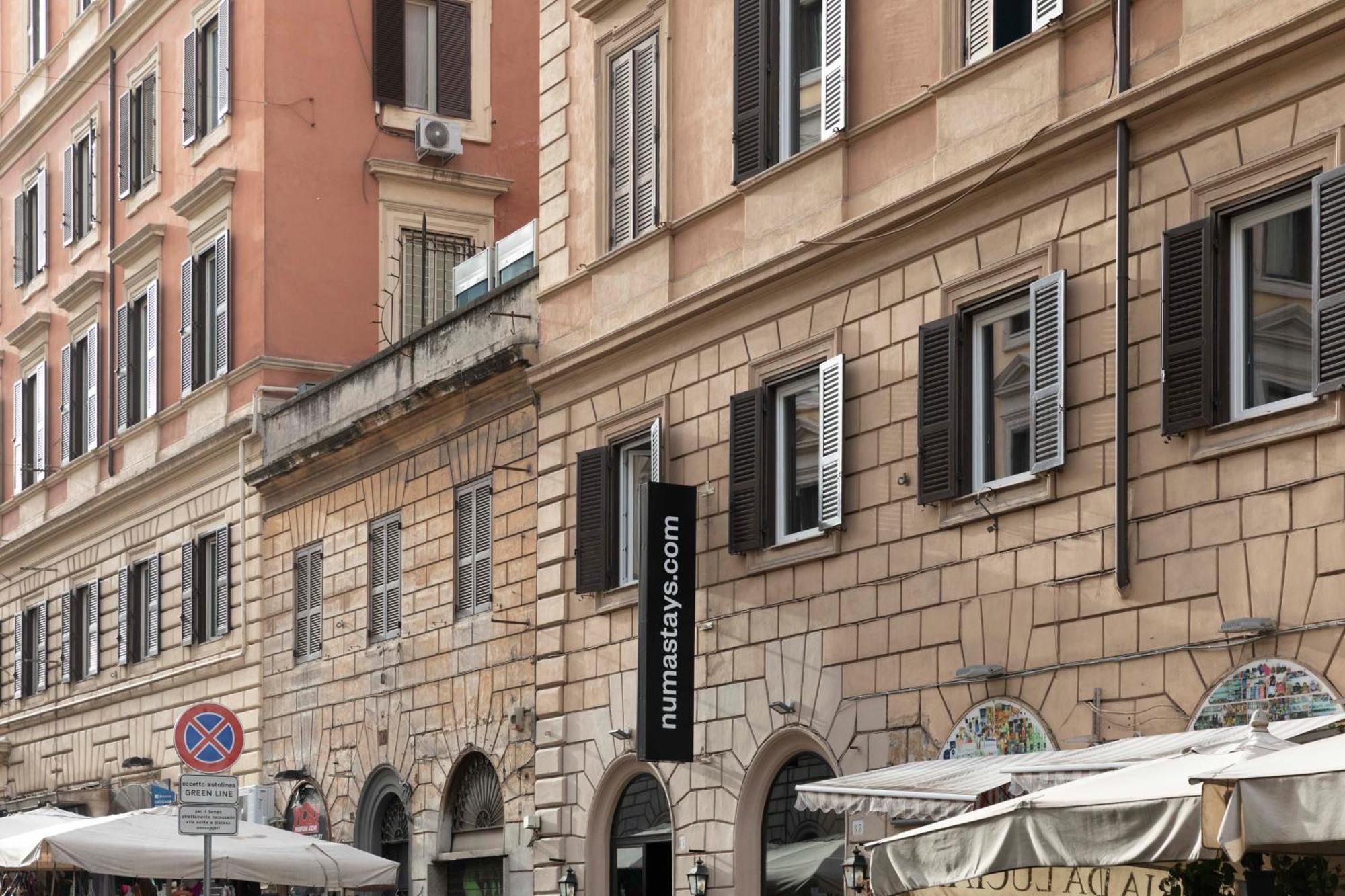 Aparthotel Capitol Rom