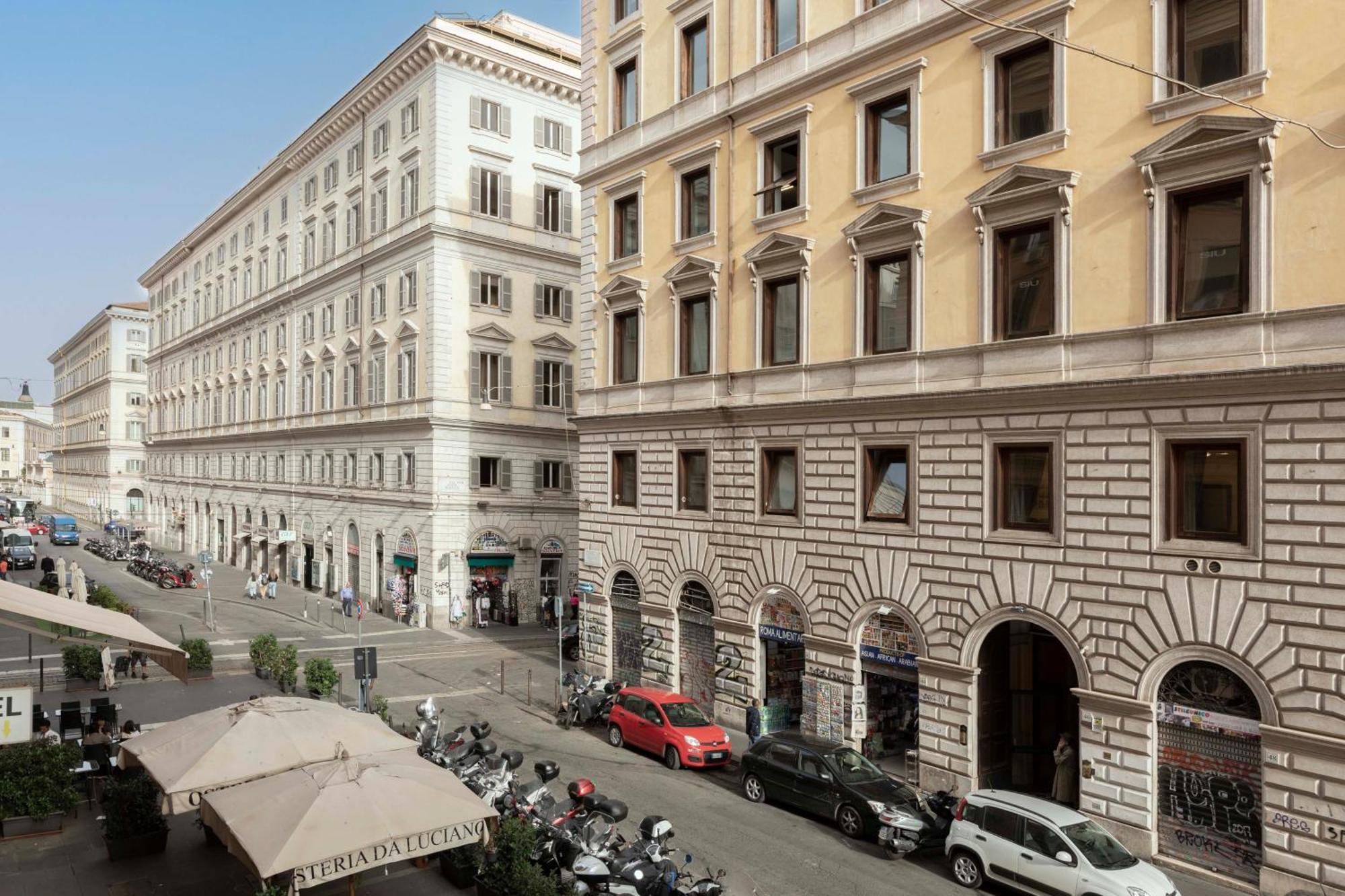 Aparthotel Capitol Rom